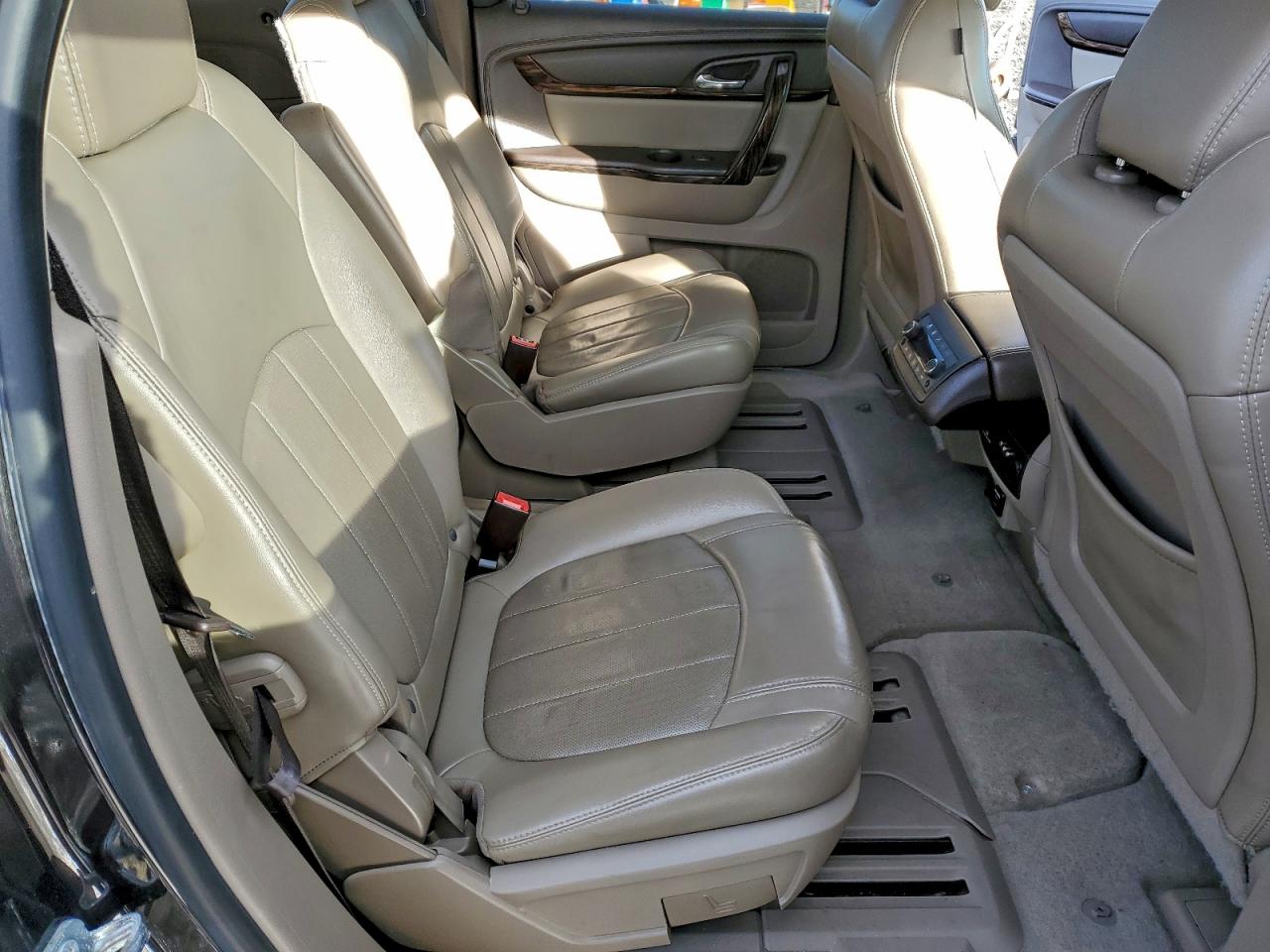 2016 GMC ACADIA DENALI photo 21