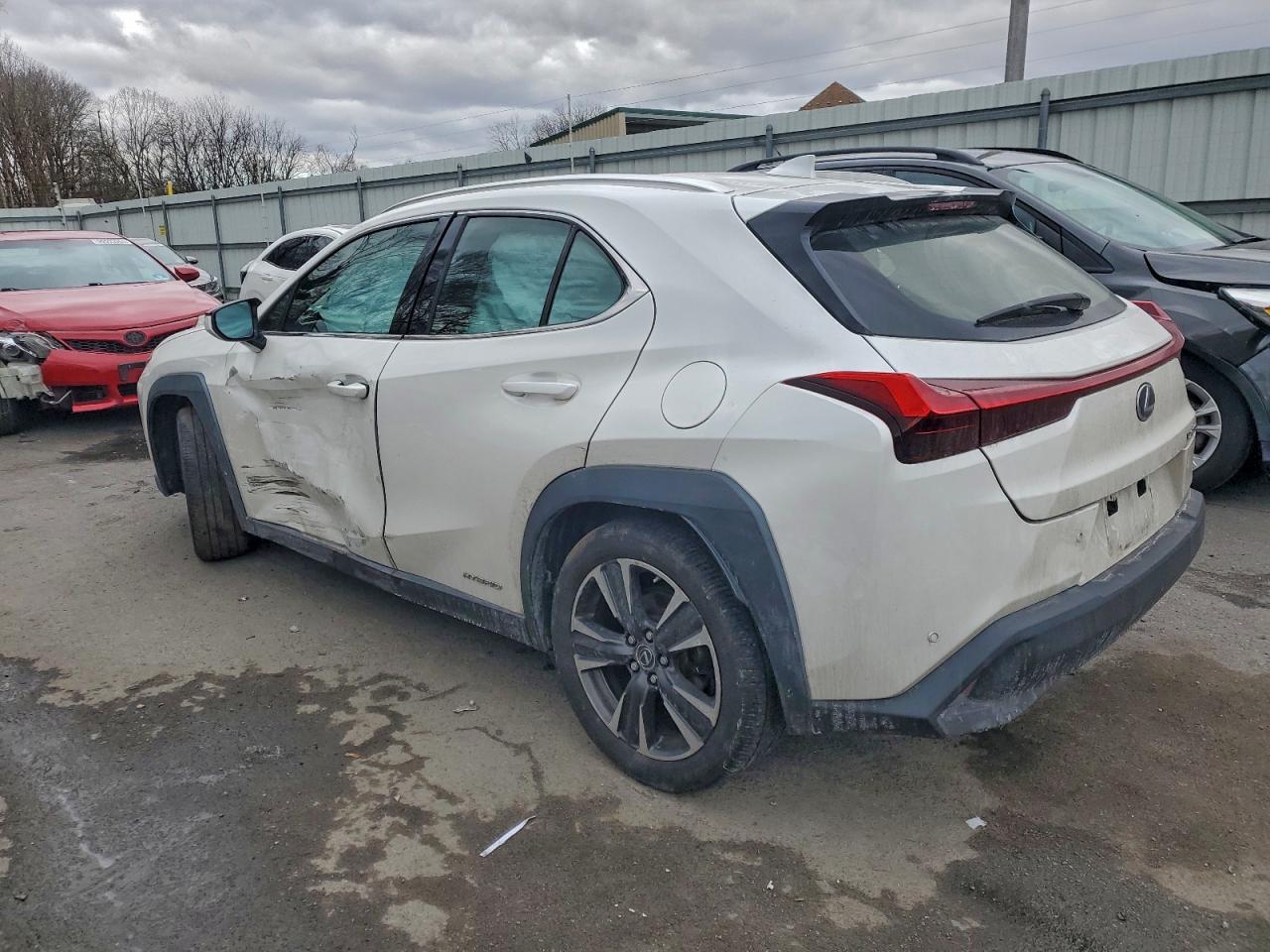 2019 LEXUS UX 250H photo 4
