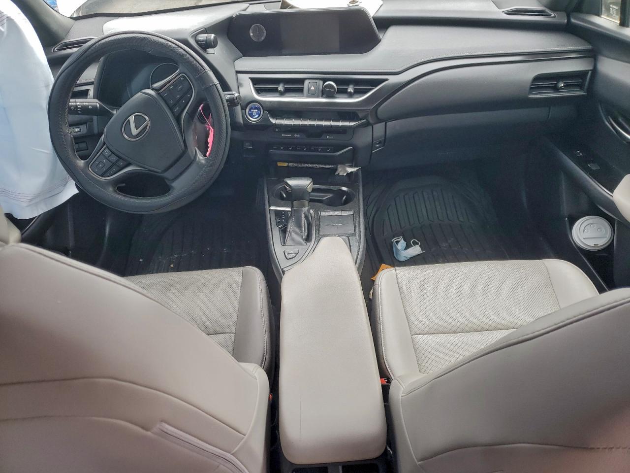 2019 LEXUS UX 250H photo 22