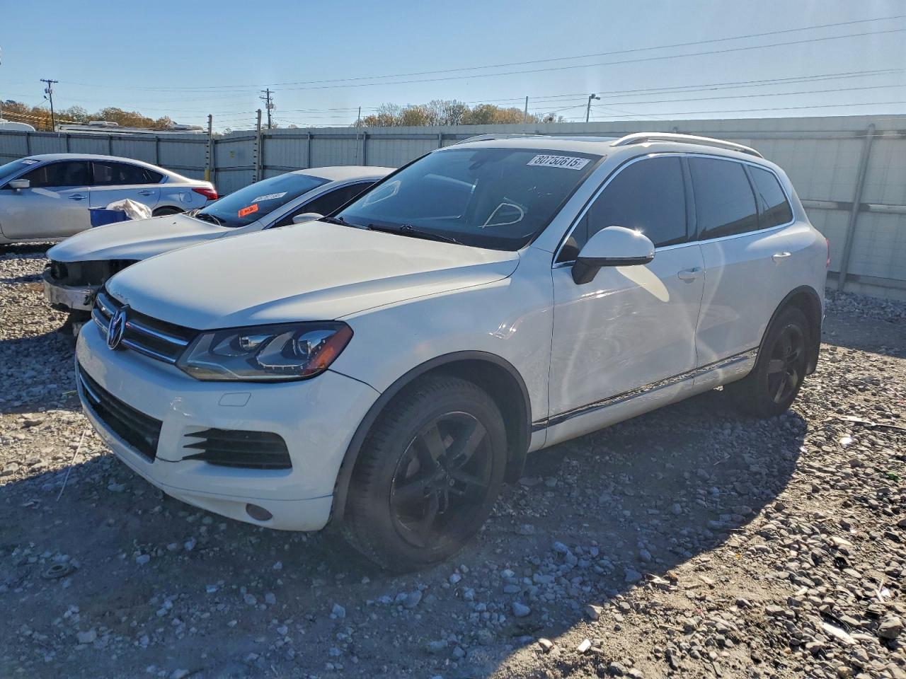 2013 VOLKSWAGEN TOUAREG