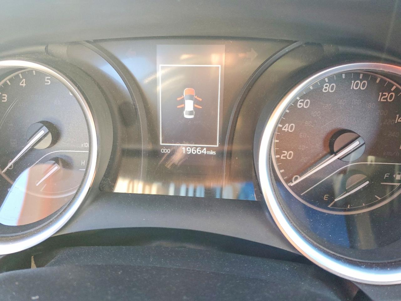 2018 TOYOTA CAMRY L photo 9