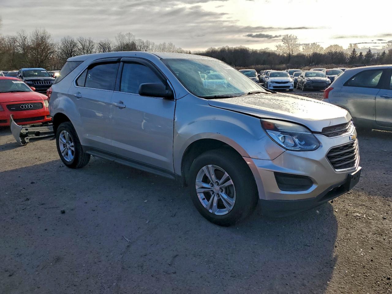 2016 CHEVROLET EQUINOX LS photo 4