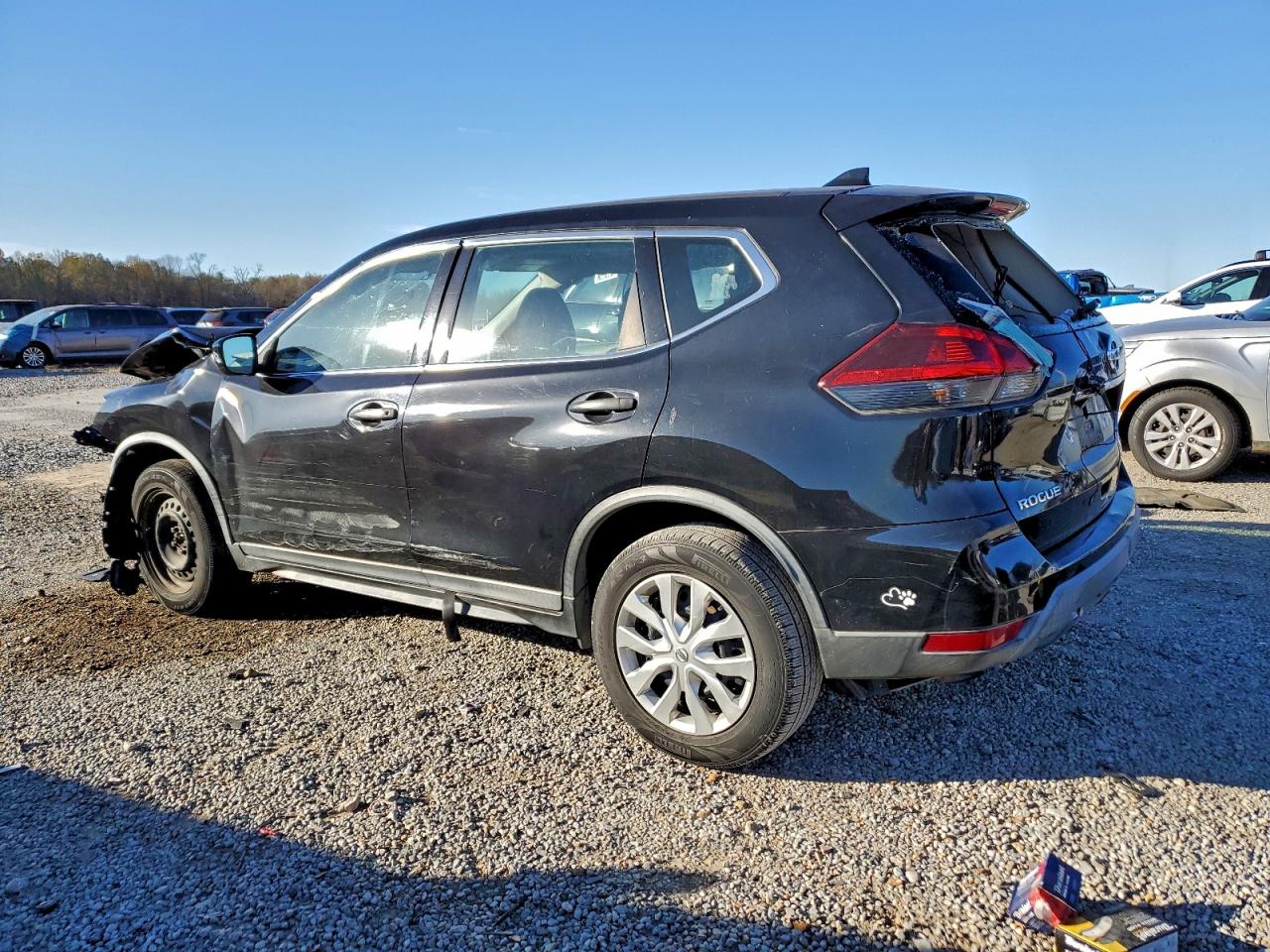 2018 NISSAN ROGUE S photo 2