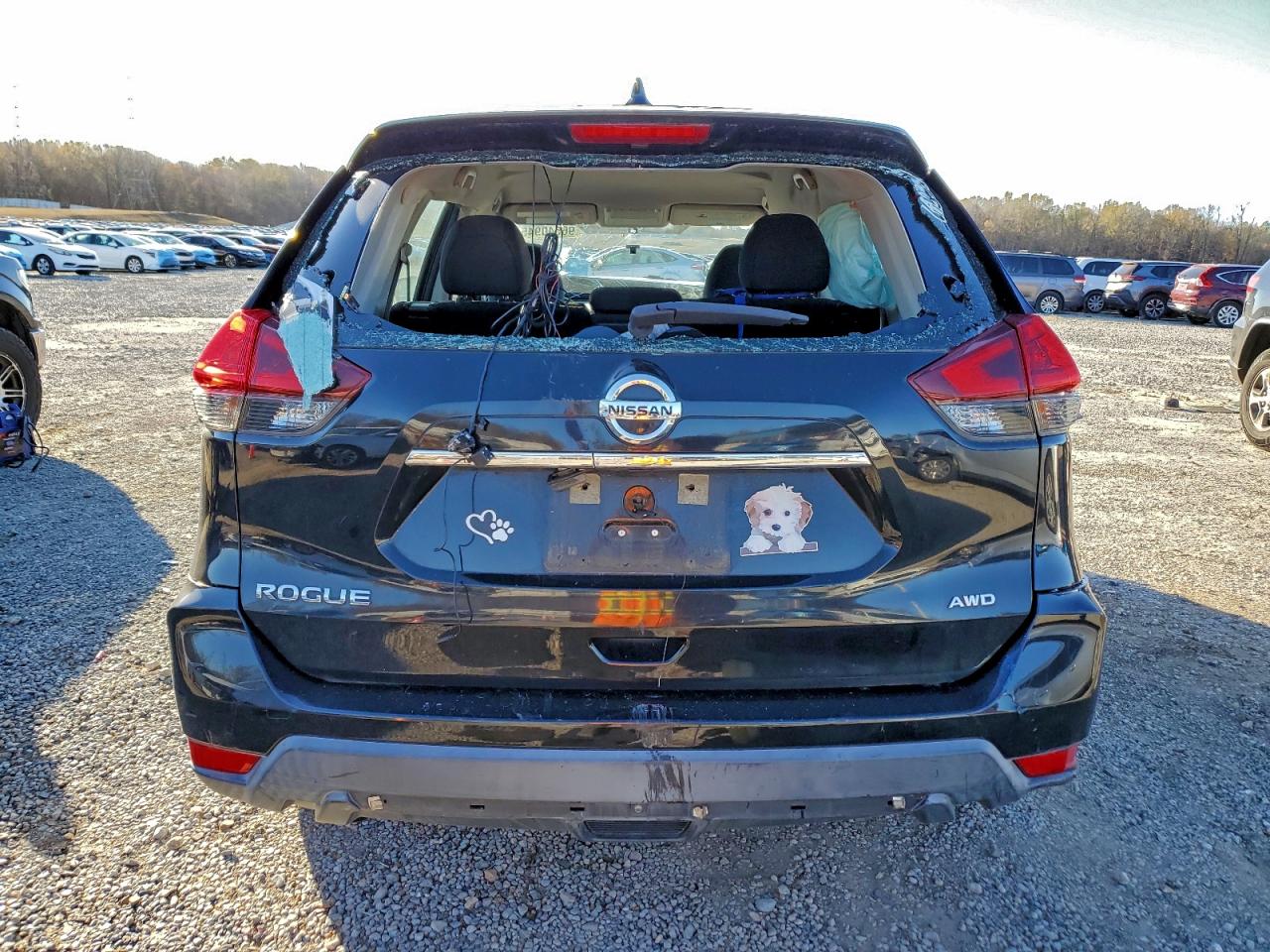 2018 NISSAN ROGUE S photo 6