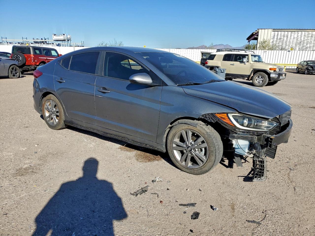 2018 HYUNDAI ELANTRA SEL photo 4