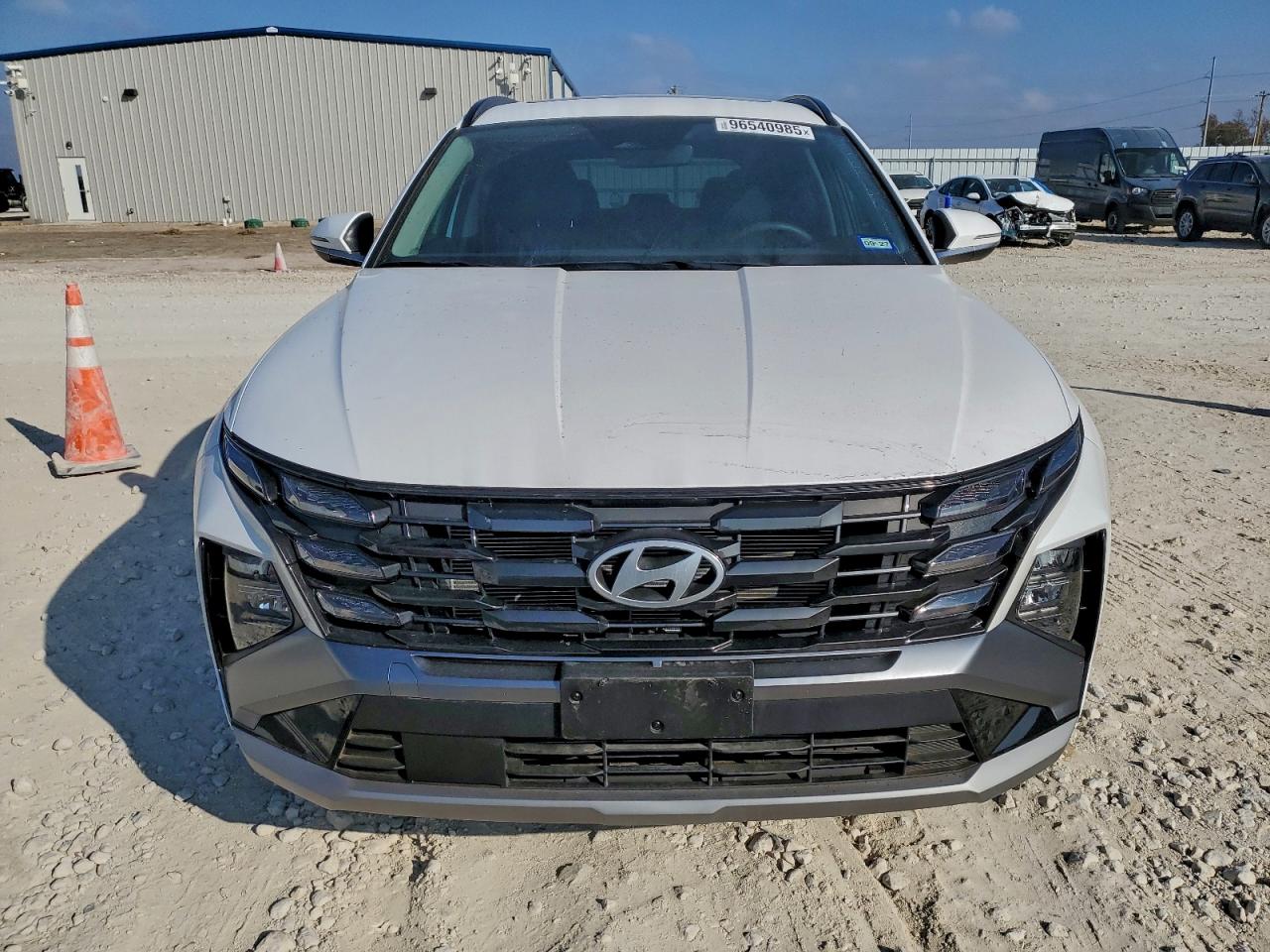 2025 HYUNDAI TUCSON SEL photo 5