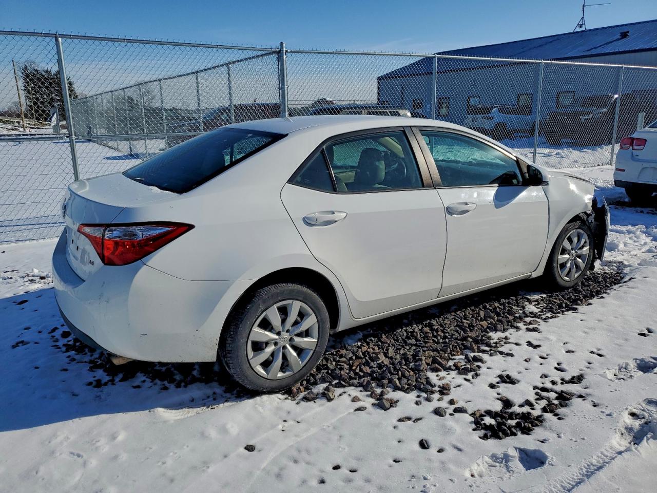 2014 TOYOTA COROLLA L photo 3
