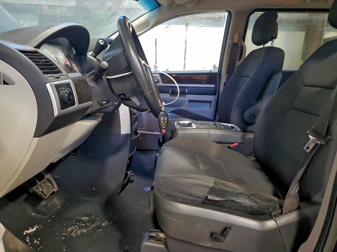 2010 DODGE GRAND CARAVAN SE photo 7