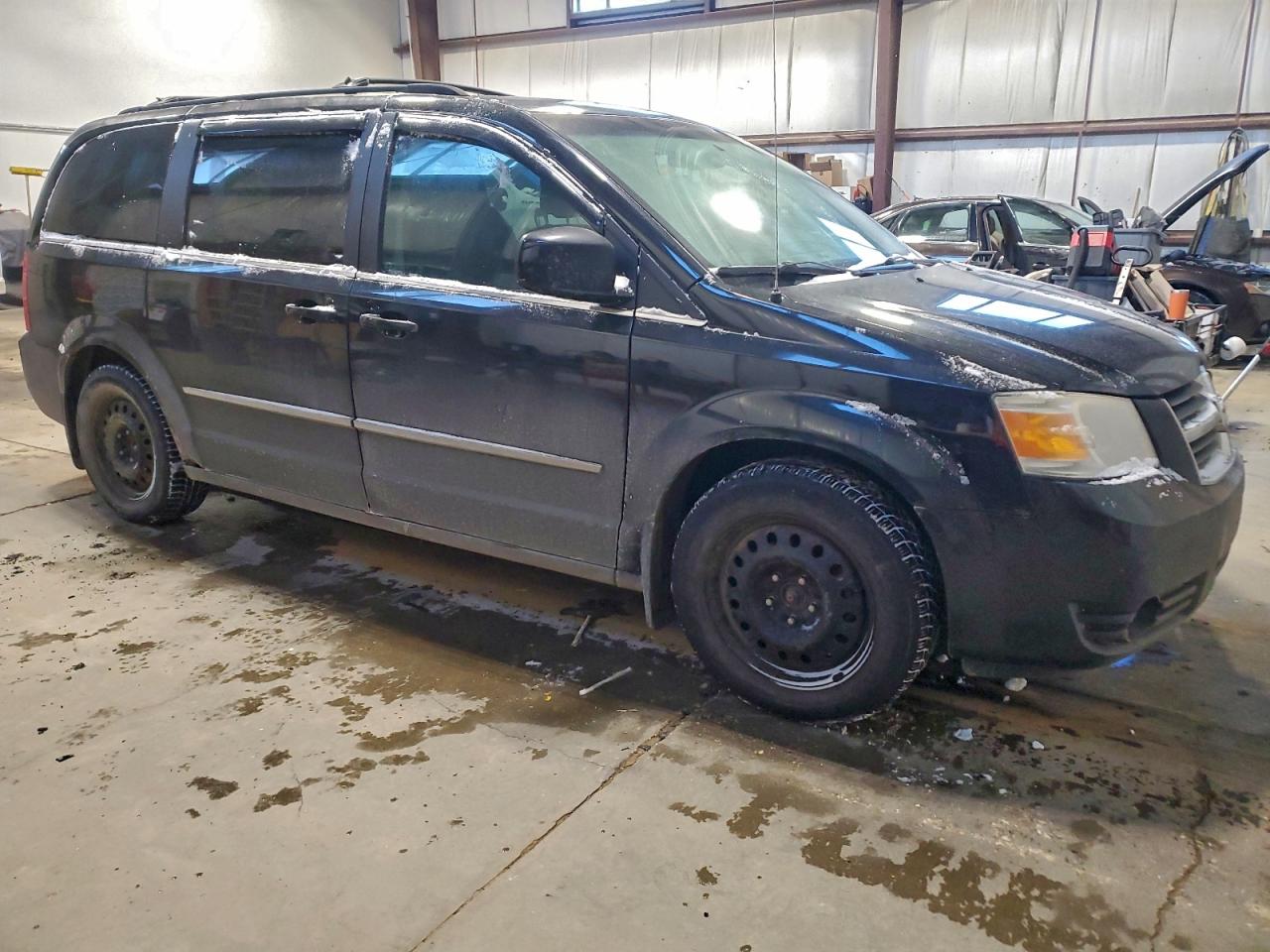 2010 DODGE GRAND CARAVAN SE photo 4