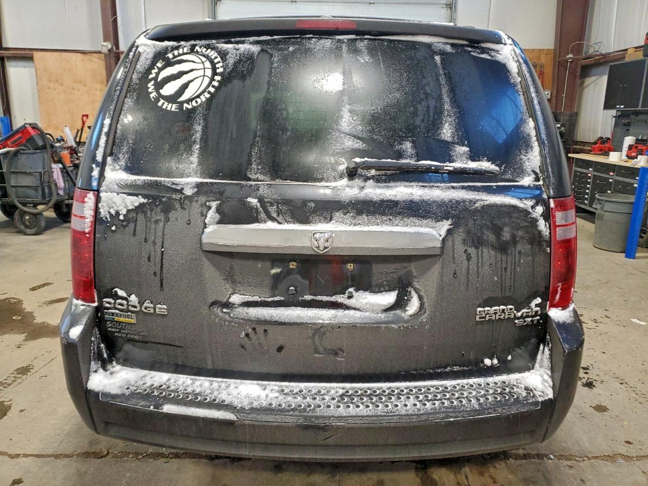 2010 DODGE GRAND CARAVAN SE photo 6