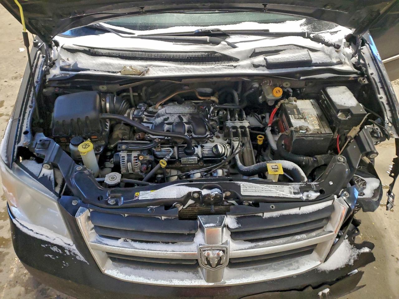 2010 DODGE GRAND CARAVAN SE photo 12
