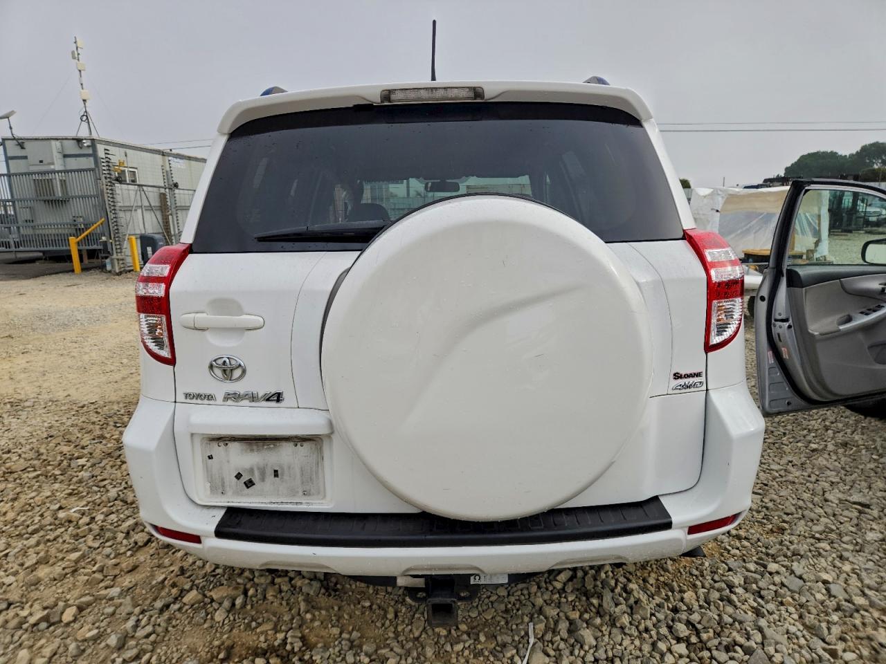 2009 TOYOTA RAV4 photo 6