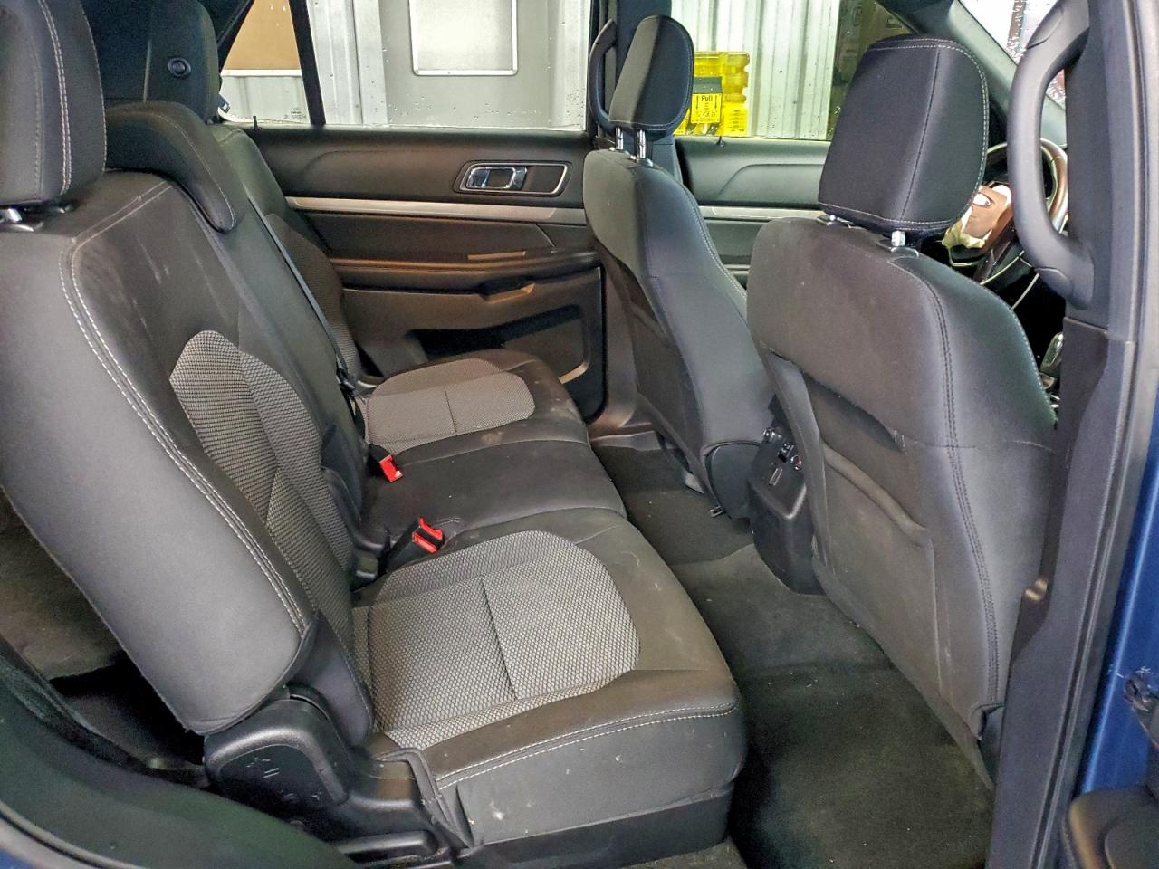 2018 FORD EXPLORER XLT photo 11