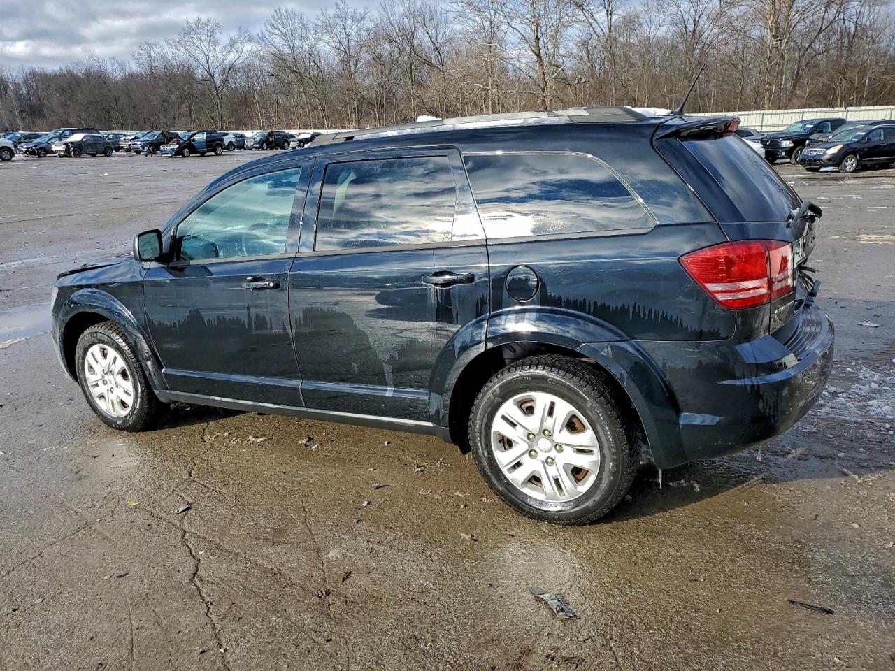 2017 DODGE JOURNEY SE photo 2