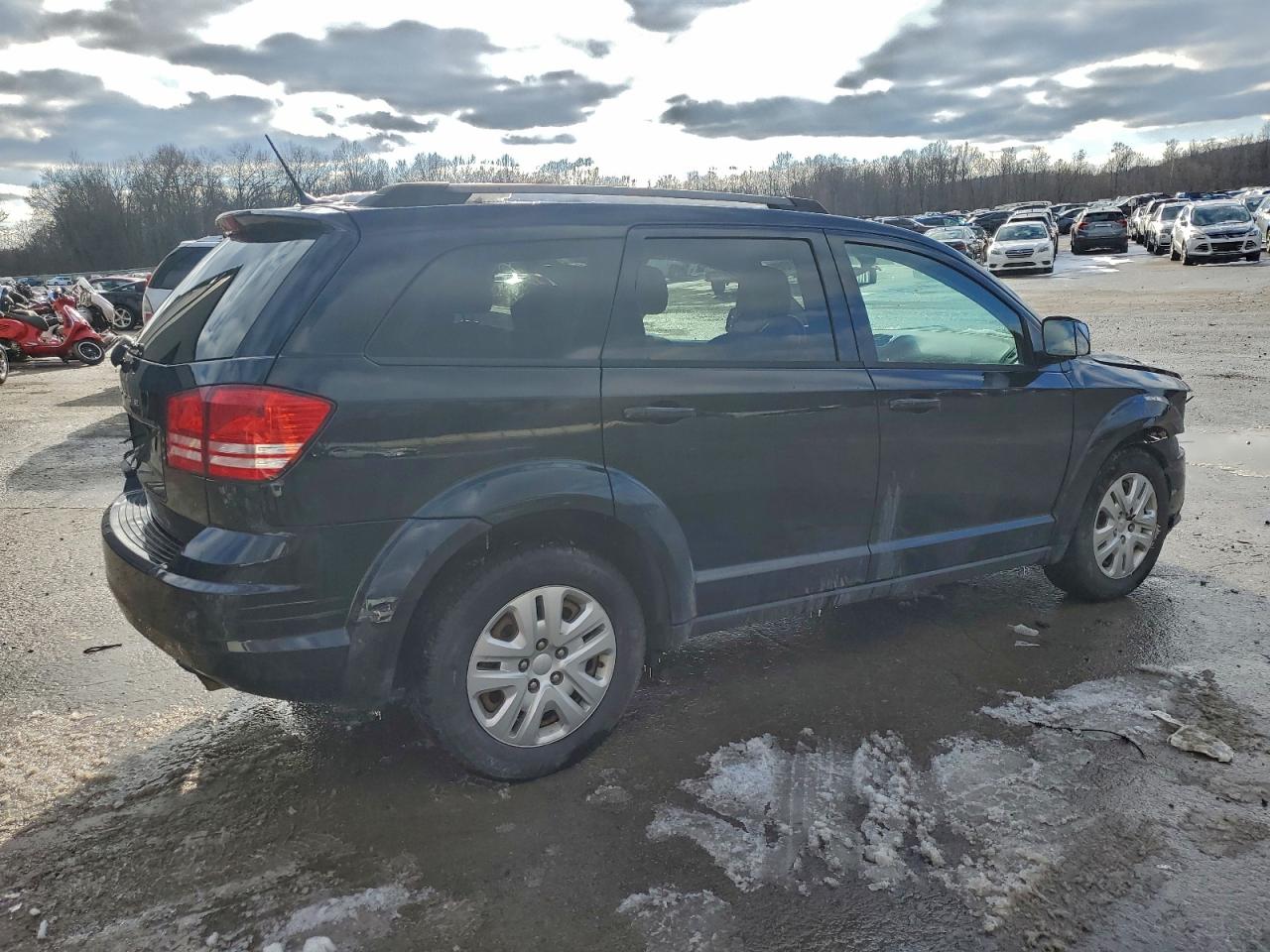 2017 DODGE JOURNEY SE photo 3