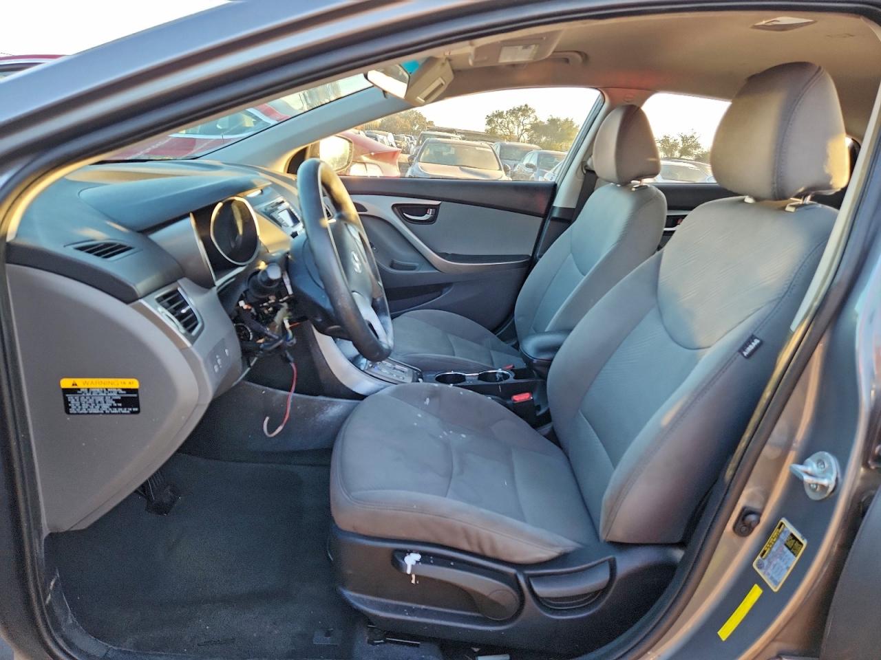 2013 HYUNDAI ELANTRA GLS photo 13