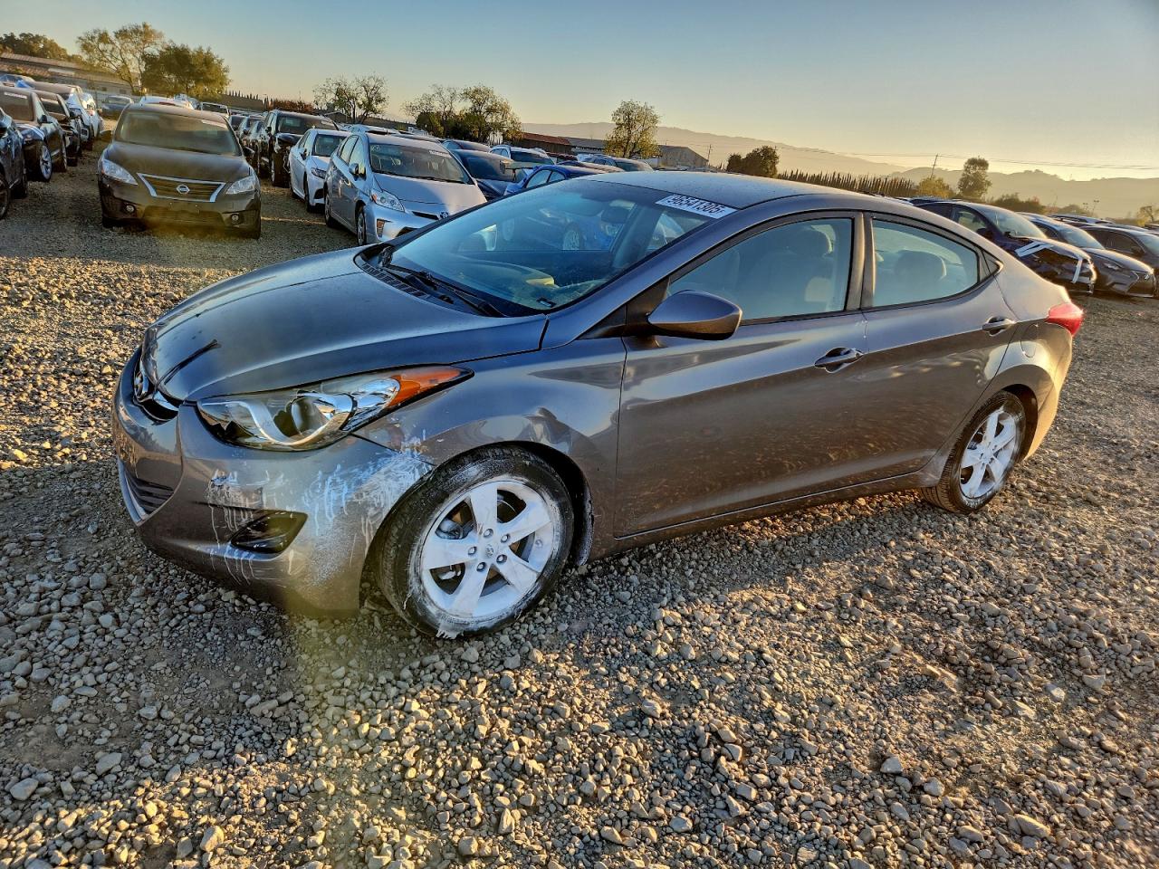 2013 HYUNDAI ELANTRA