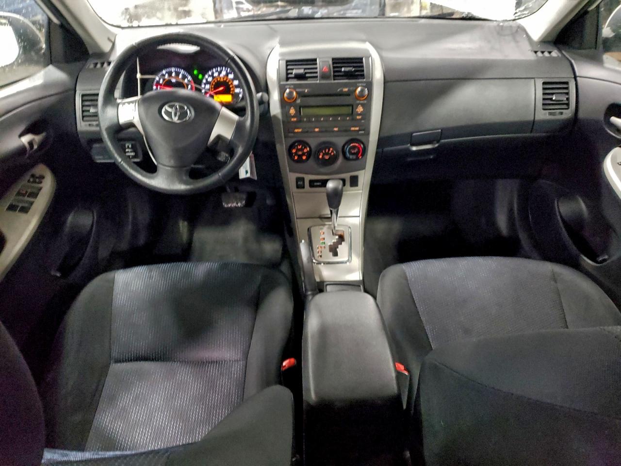 2010 TOYOTA COROLLA BASE photo 15