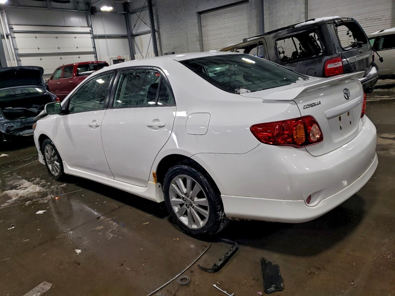 2010 TOYOTA COROLLA BASE photo 3