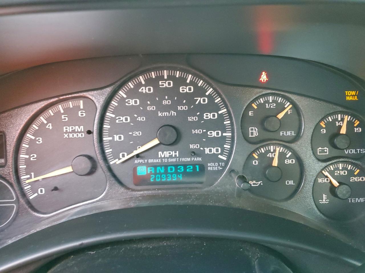 2002 CHEVROLET SILVERADO C1500 photo 17