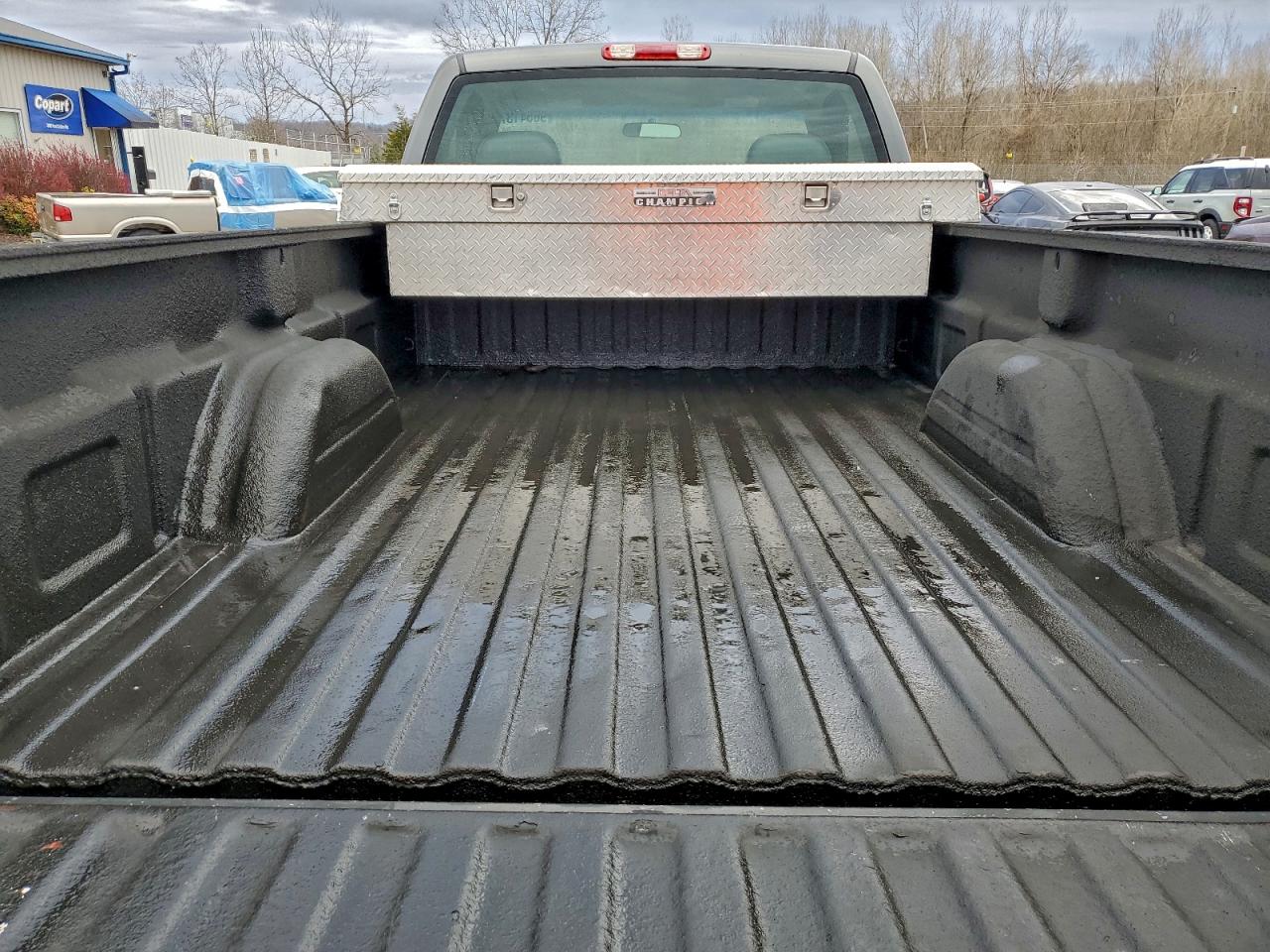2002 CHEVROLET SILVERADO C1500 photo 19