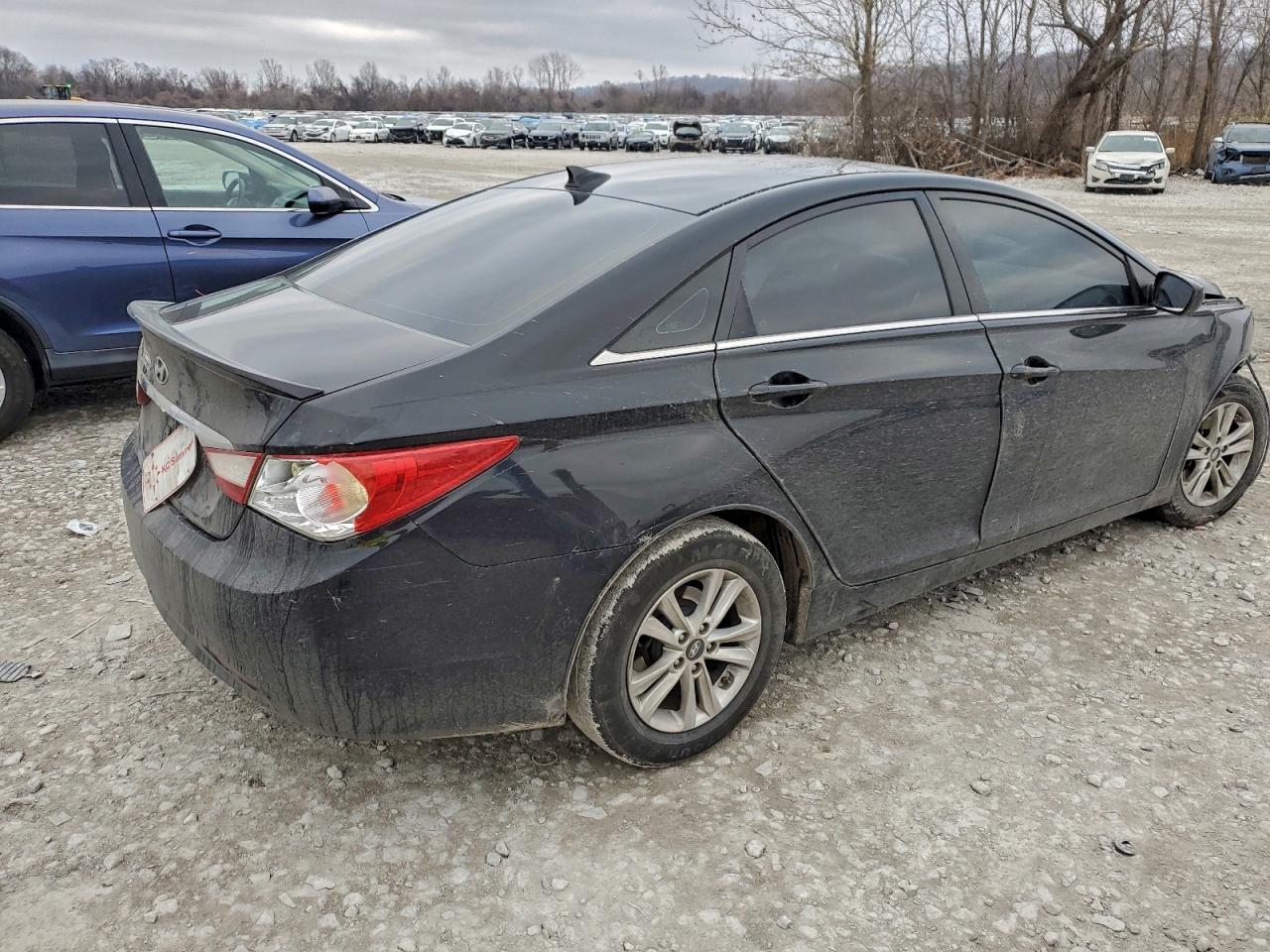 2013 HYUNDAI SONATA GLS photo 3