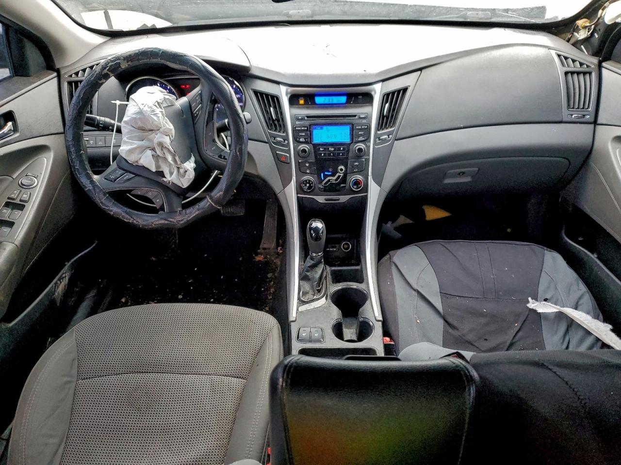 2013 HYUNDAI SONATA GLS photo 8