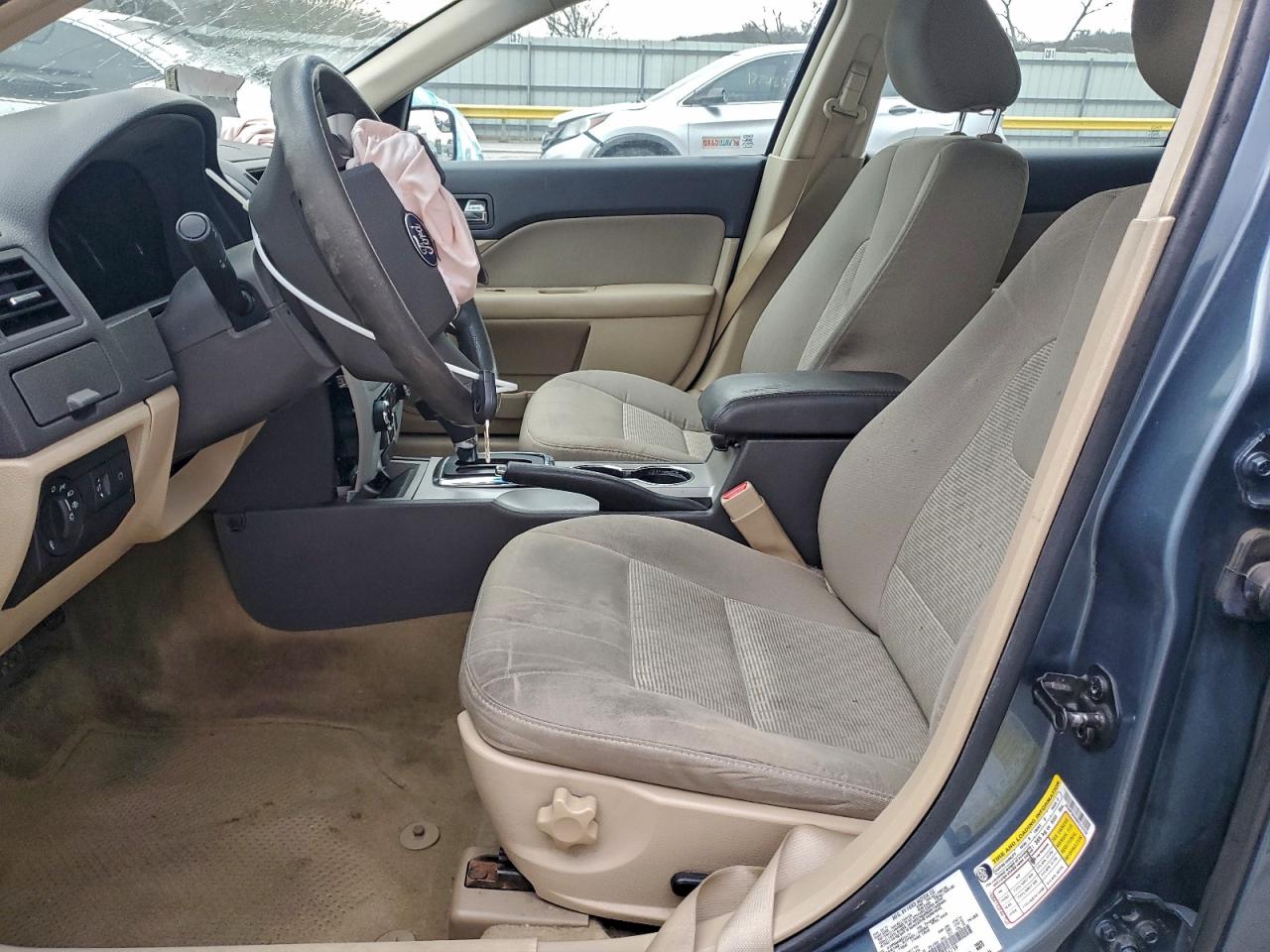 2011 FORD FUSION SE photo 19
