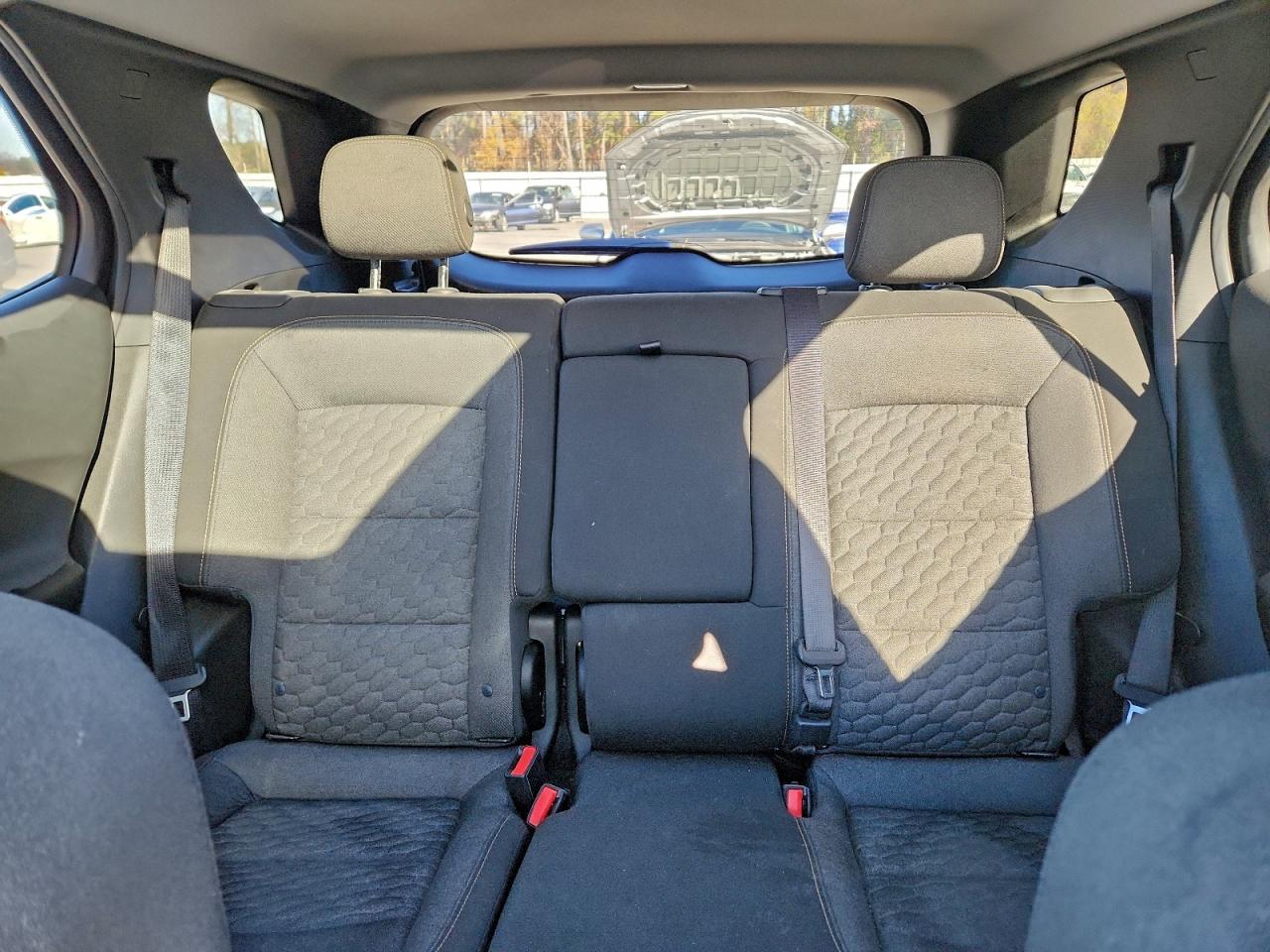2018 CHEVROLET EQUINOX LT photo 10