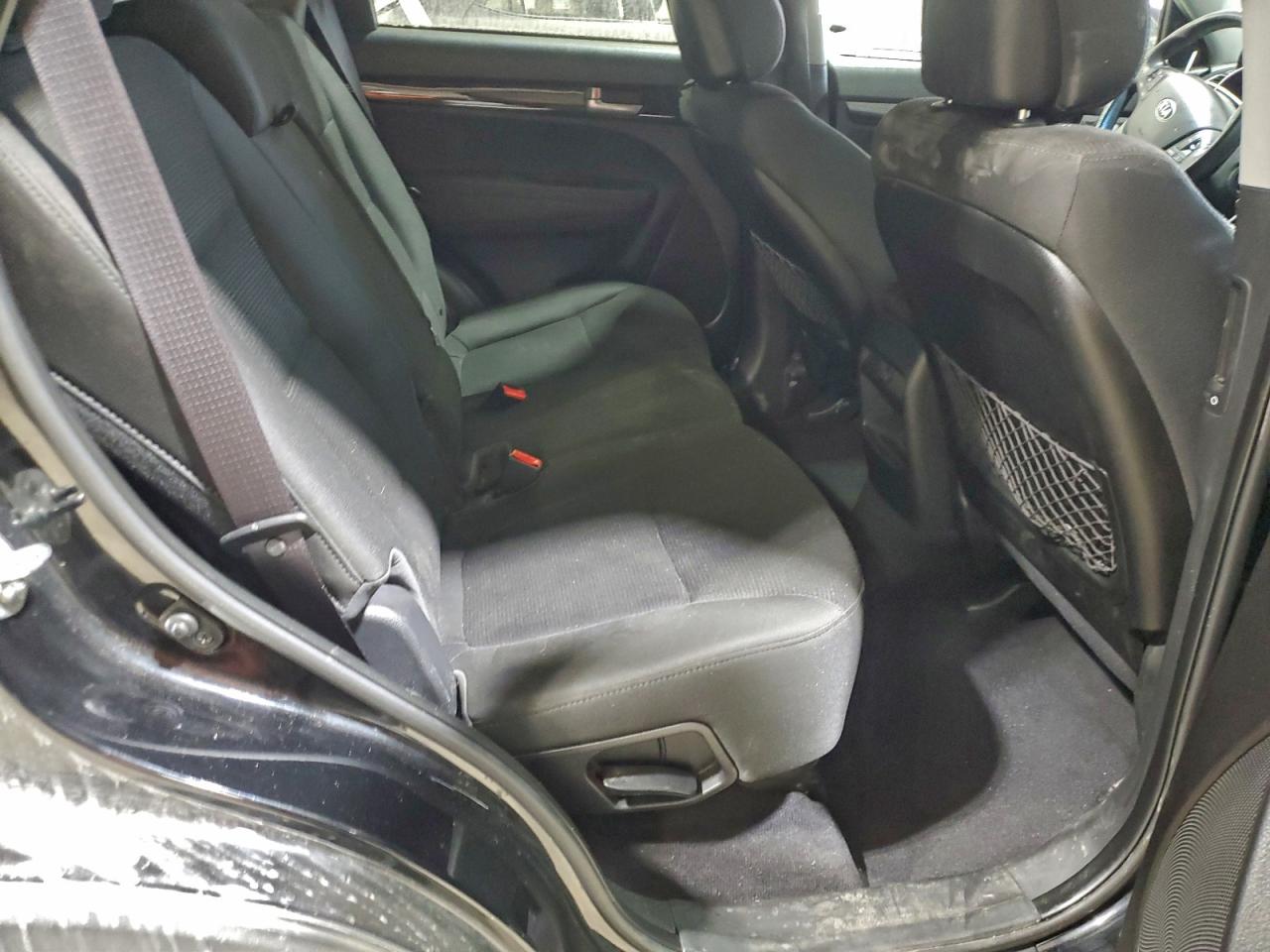 2014 KIA SORENTO LX photo 11