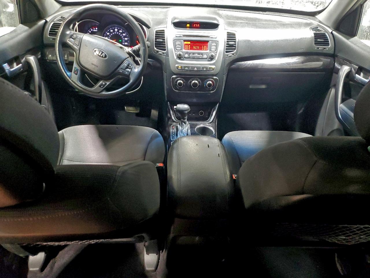 2014 KIA SORENTO LX photo 8