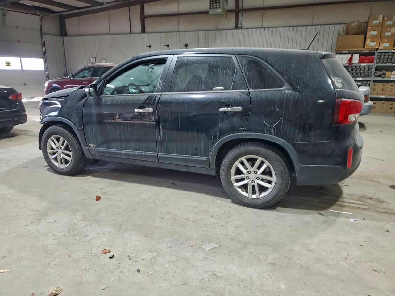 2014 KIA SORENTO LX photo 2