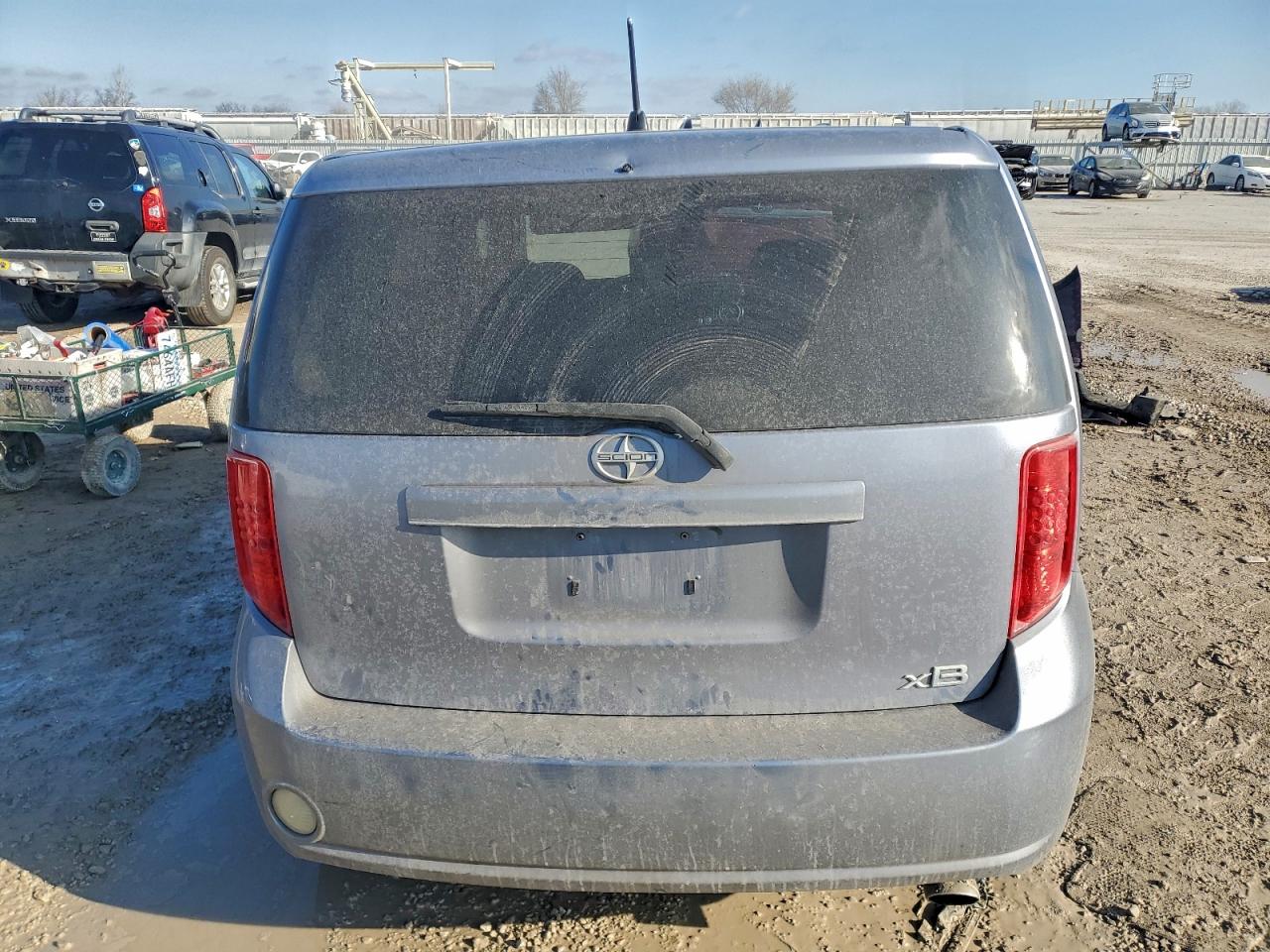 2009 TOYOTA SCION XB photo 11