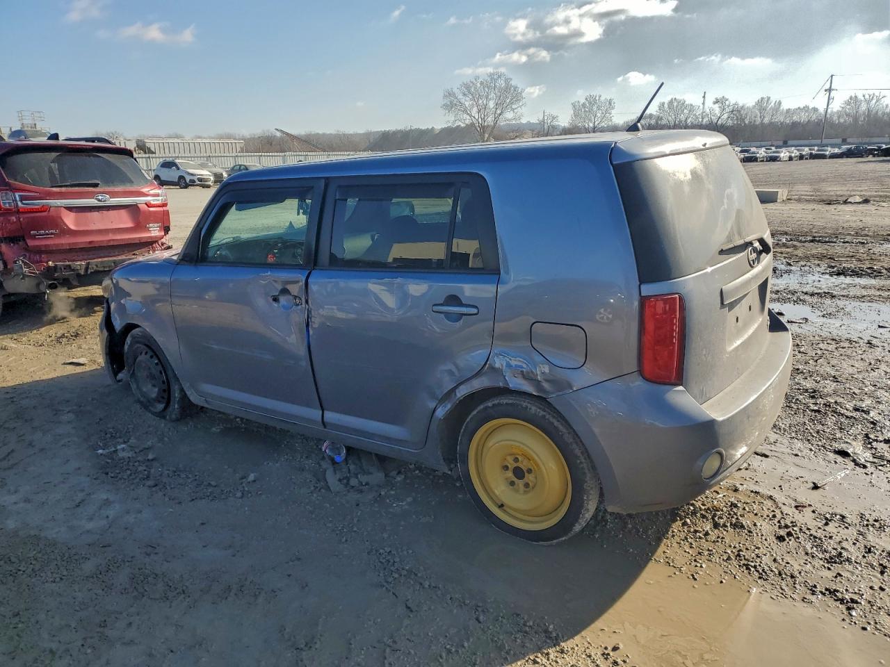 2009 TOYOTA SCION XB photo 3