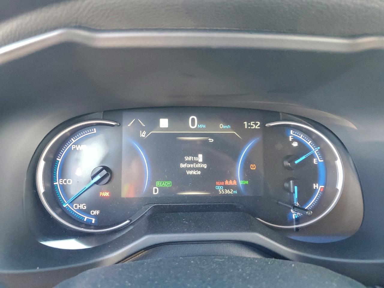 2024 TOYOTA RAV4 XLE photo 17