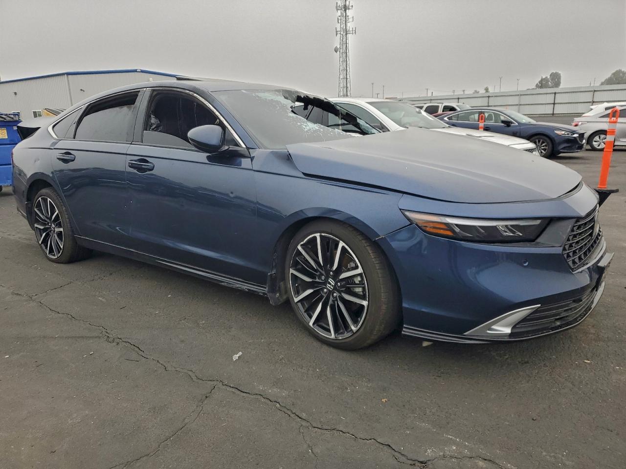 2025 HONDA ACCORD TOURING HYBRID photo 4