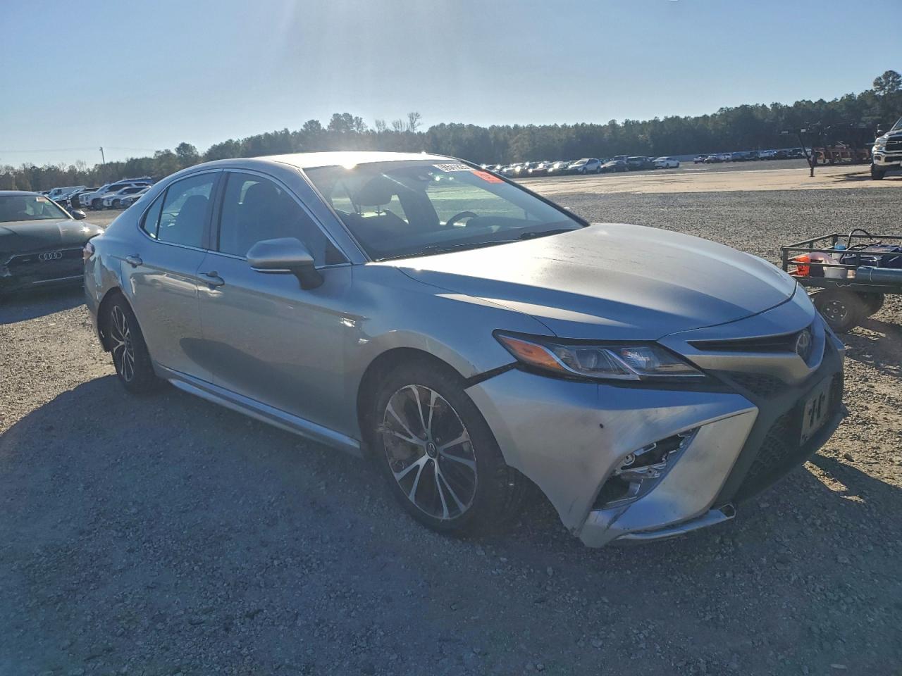 2018 TOYOTA CAMRY L photo 4
