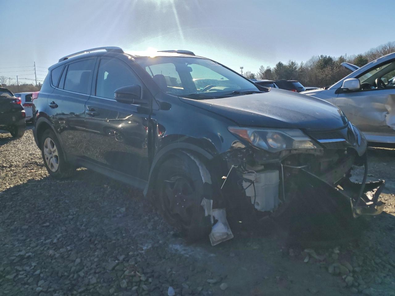 2015 TOYOTA RAV4 LE photo 4