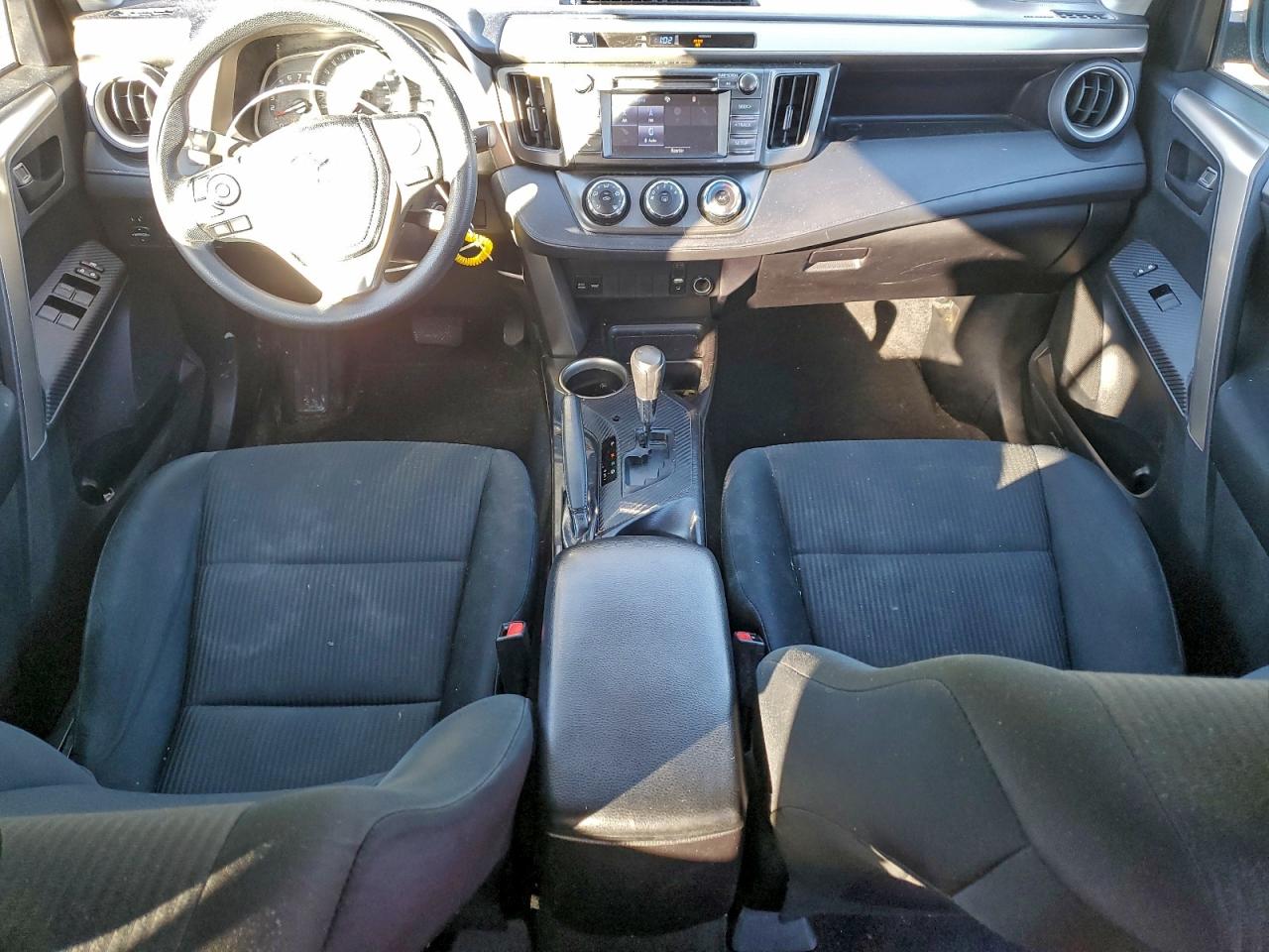 2015 TOYOTA RAV4 LE photo 8