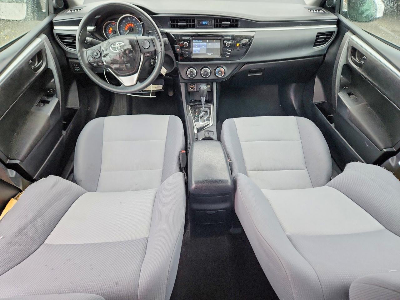 2016 TOYOTA COROLLA L photo 8