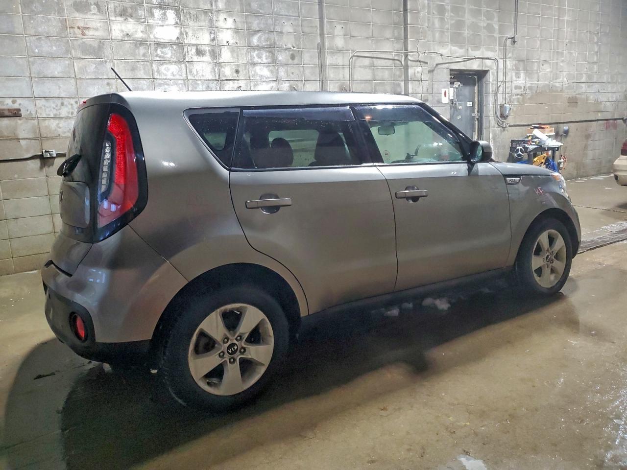 2018 KIA SOUL photo 3