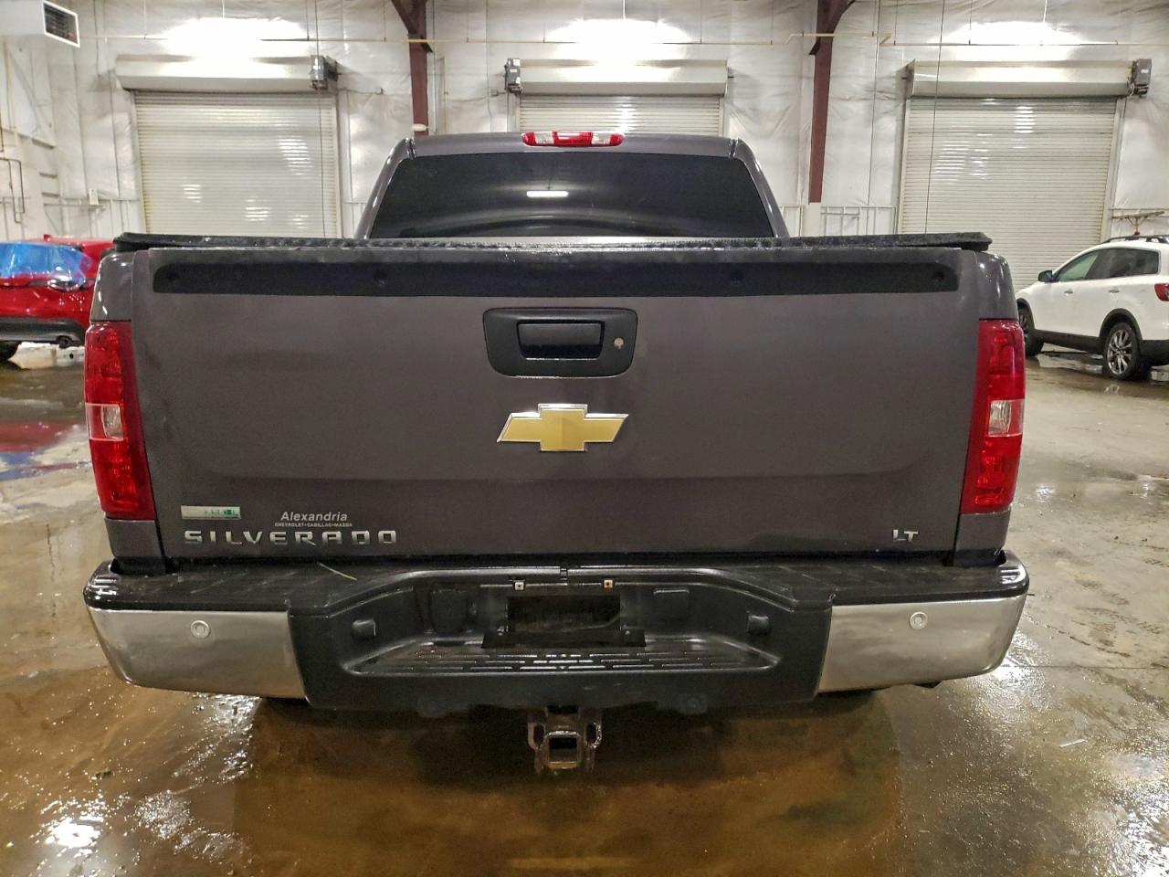 2010 CHEVROLET SILVERADO K1500 LT photo 6
