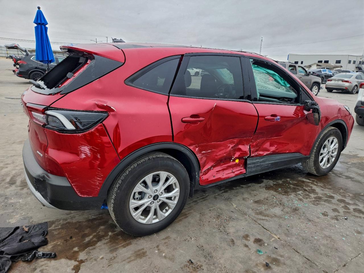 2025 FORD ESCAPE ACTIVE photo 3