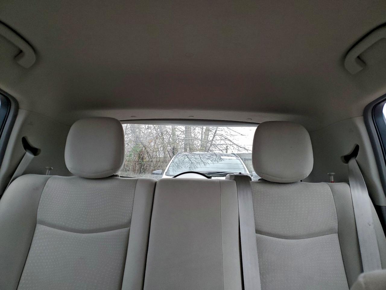 2012 NISSAN LEAF SV photo 10