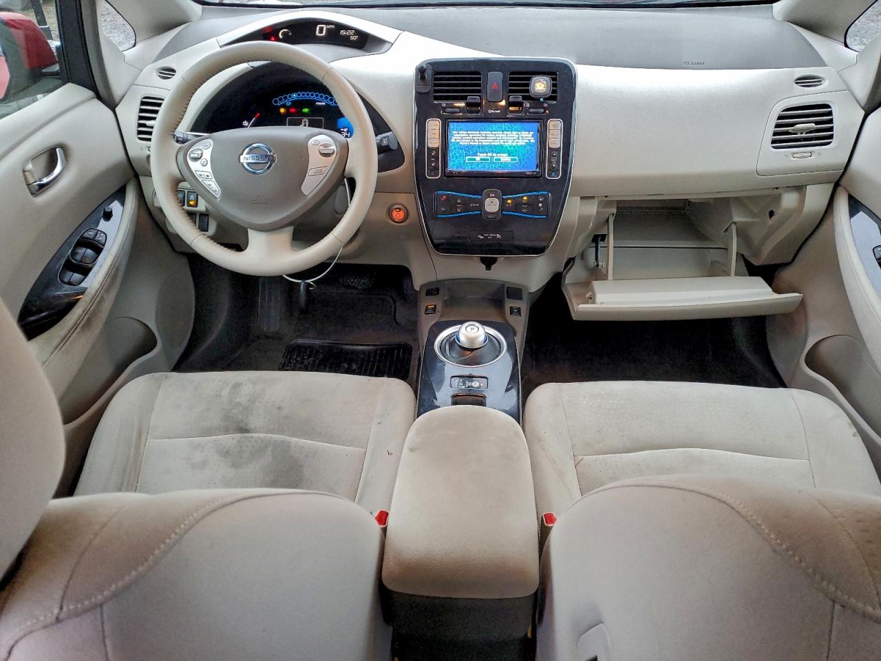 2012 NISSAN LEAF SV photo 8