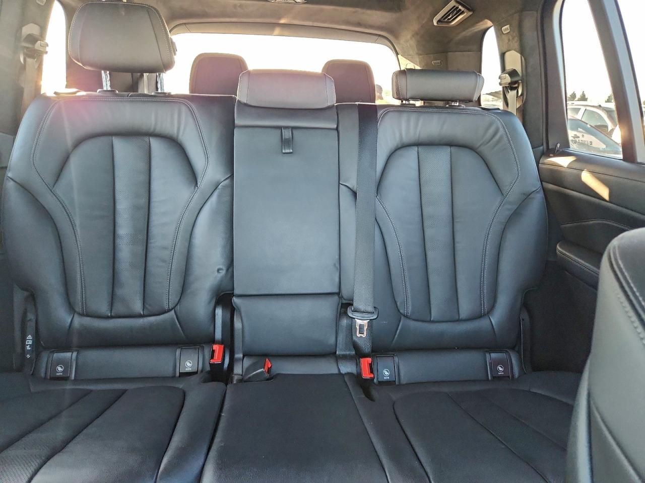 2021 BMW X7 XDRIVE40I photo 10