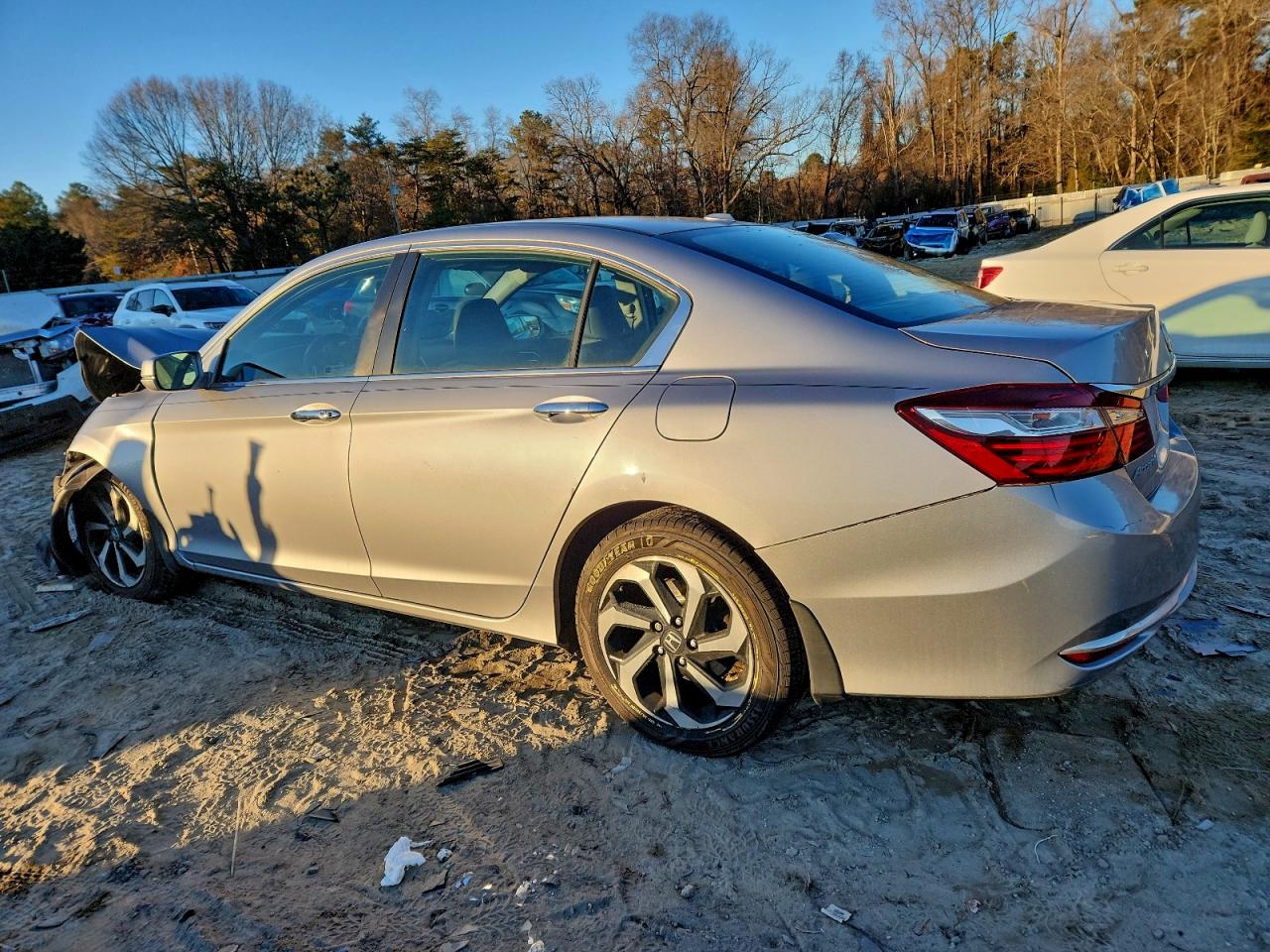 2017 HONDA ACCORD EXL photo 2