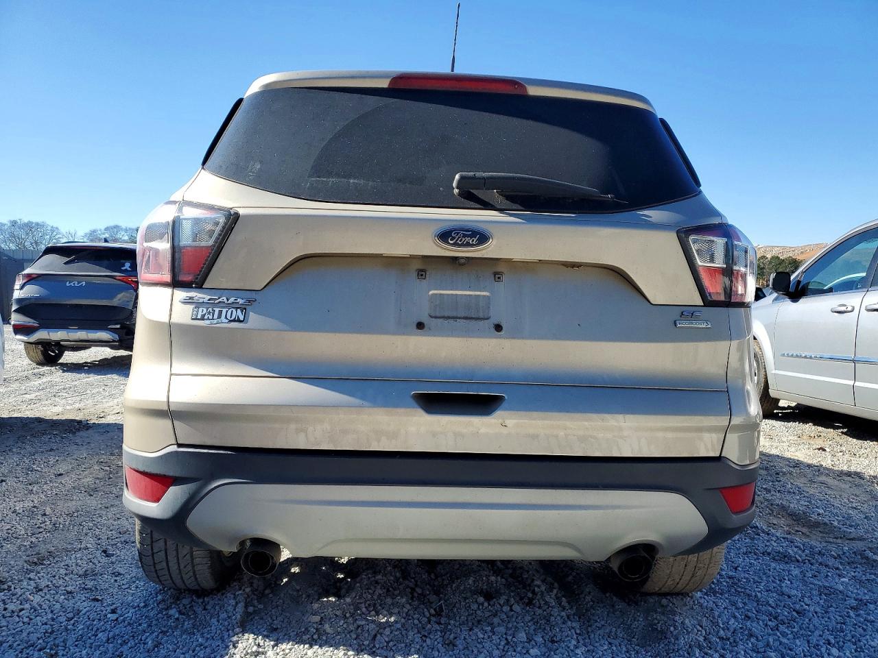 2017 FORD ESCAPE SE photo 6