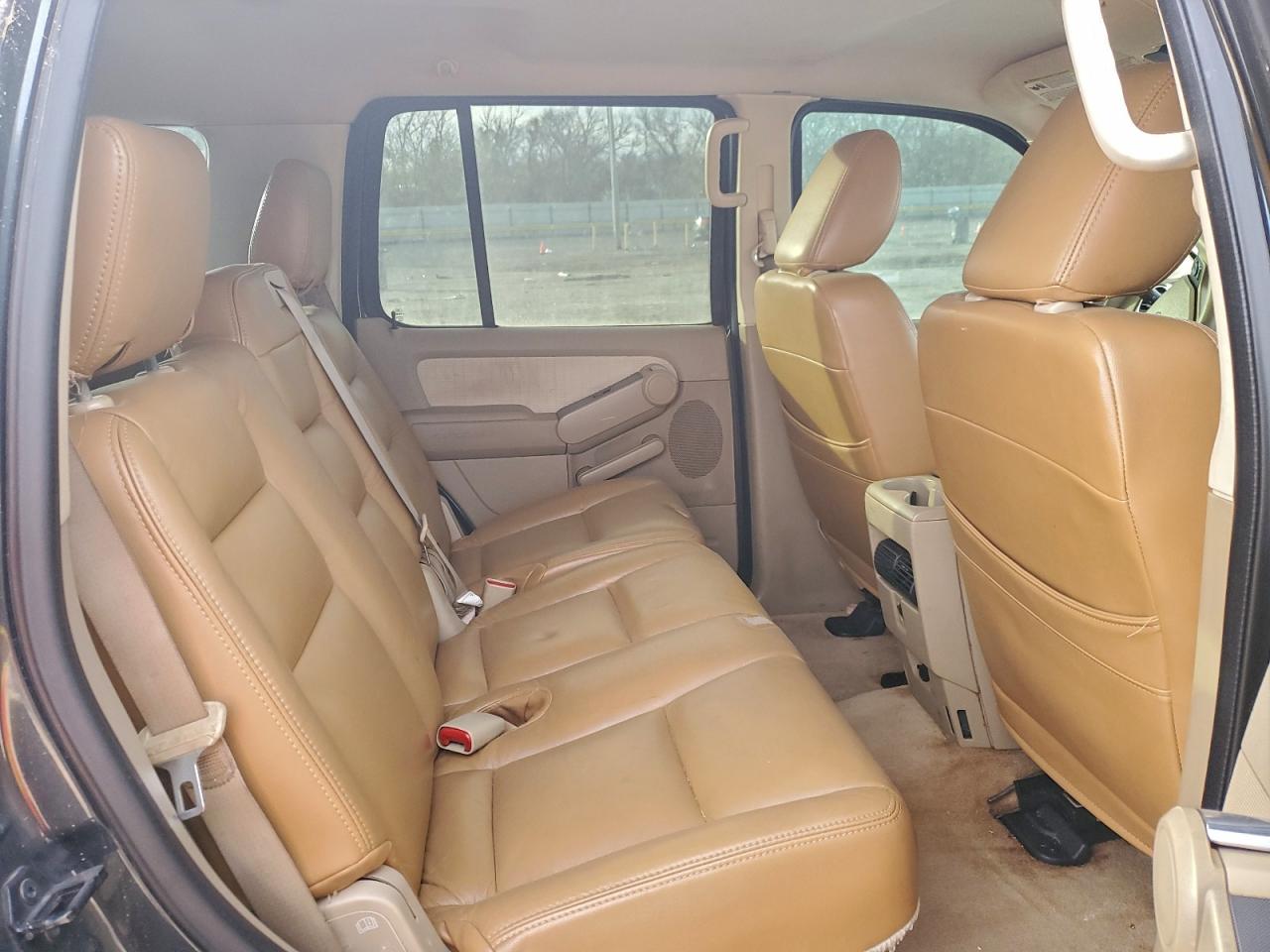 2010 FORD EXPLORER XLT photo 11