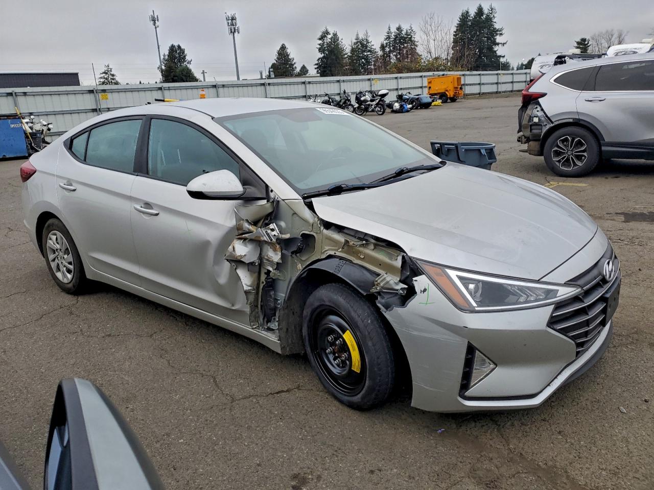 2019 HYUNDAI ELANTRA SE photo 4
